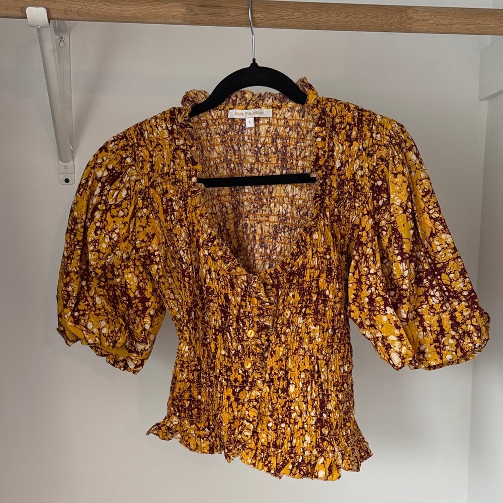 Love the Label Floral Yellow Women's Top